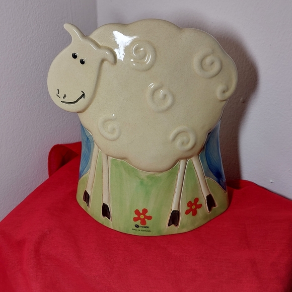 Molde Pottery 3D Sheep Ceramic Folk Art Figurine Oval Base Hand Painted Portugal - Picture 3 of 12